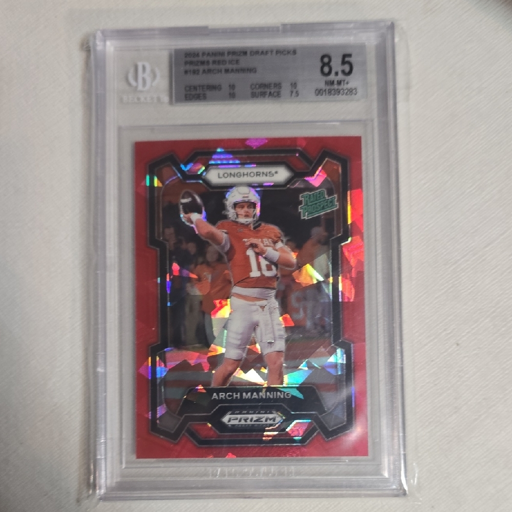 Arch Manning Longhorns Panini Prizm Red Holographic Card. 8.5 Ratee. #192